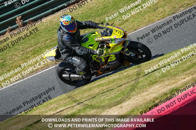 enduro digital images;event digital images;eventdigitalimages;mallory park;mallory park photographs;mallory park trackday;mallory park trackday photographs;no limits trackdays;peter wileman photography;racing digital images;trackday digital images;trackday photos